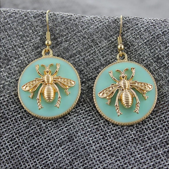 Jewelry - New gold color bee light green earrings for women